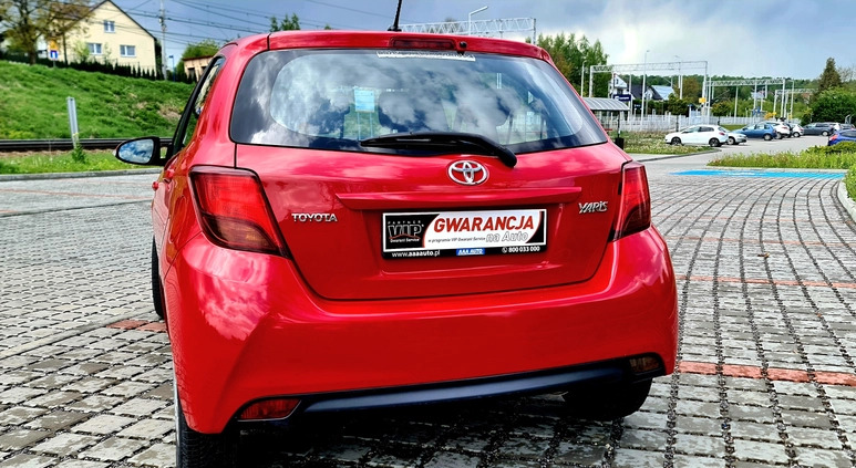 Toyota Yaris cena 27900 przebieg: 212000, rok produkcji 2015 z Torzym małe 596